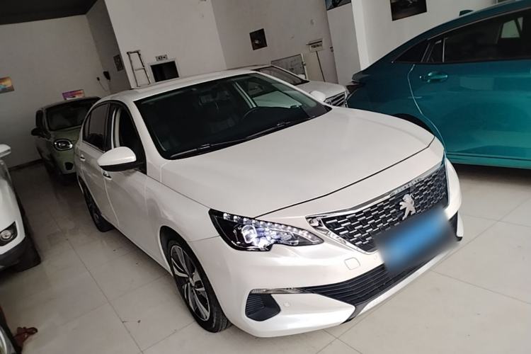Used Peugeot 408 2020 360THP 10th Anniversary Edition Front Right 45 Deg