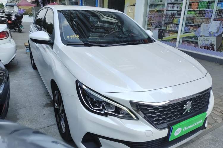 Used Peugeot 408 2020 360THP 10th Anniversary Premium Edition Front Right 45 Deg