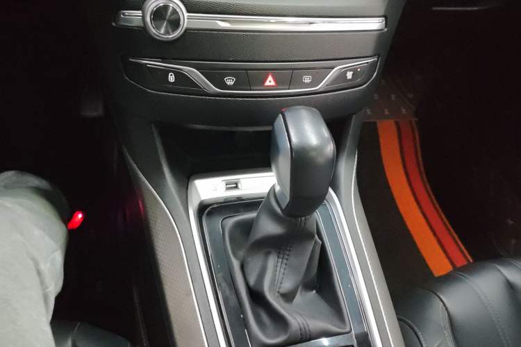 Used Peugeot 408 2020 360THP 10th Anniversary Edition Gear Lever