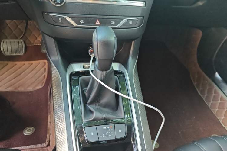 Used Peugeot 408 2020 360THP 10th Anniversary Premium Edition Gear Lever