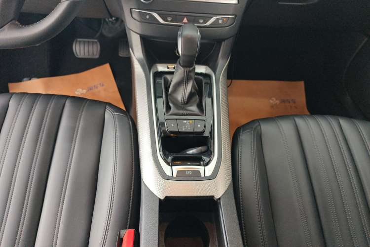 Used Peugeot 408 2020 360THP 10th Anniversary Premium Edition Gear Lever