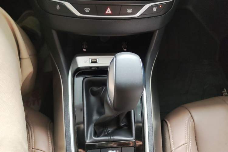 Used Peugeot 408 2020 360THP 10th Anniversary Prestige Edition Gear Lever