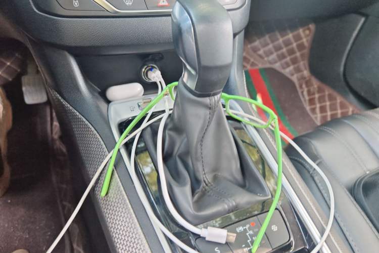 Used Peugeot 408 2020 360THP 10th Anniversary Premium Edition Gear Lever