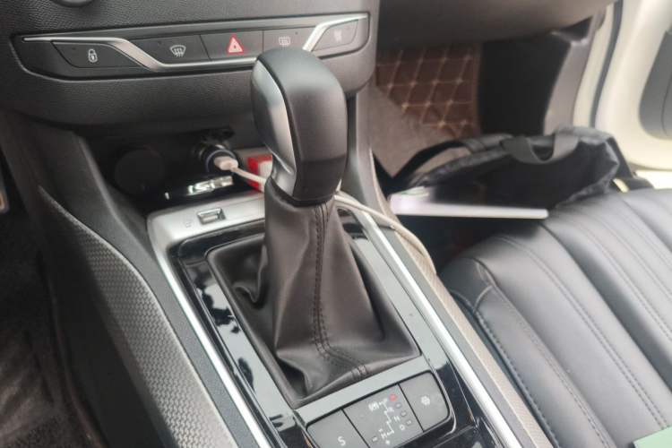 Used Peugeot 408 2020 360THP 10th Anniversary Edition Gear Lever