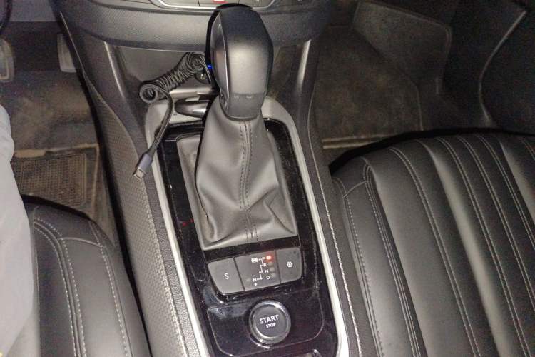 Used Peugeot 408 2020 360THP 10th Anniversary Premium Edition Gear Lever