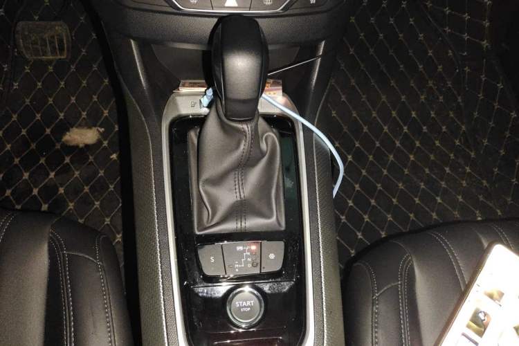 Used Peugeot 408 2020 360THP 10th Anniversary Edition Gear Lever