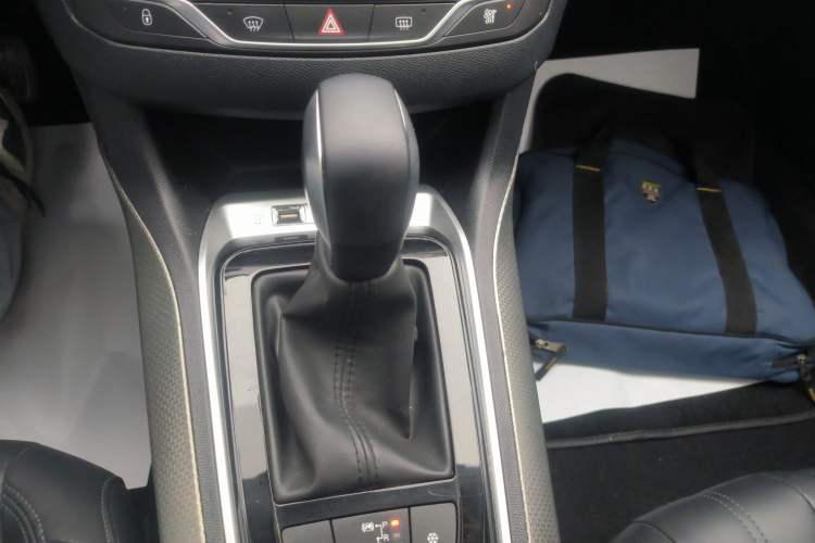 Used Peugeot 408 2020 360THP 10th Anniversary Edition Gear Lever
