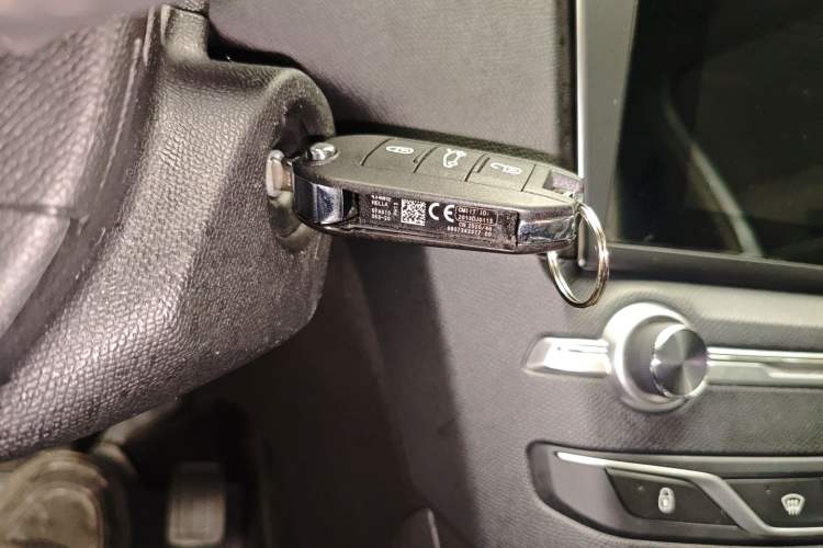 Used Peugeot 408 2020 360THP 10th Anniversary Premium Edition Interior 1