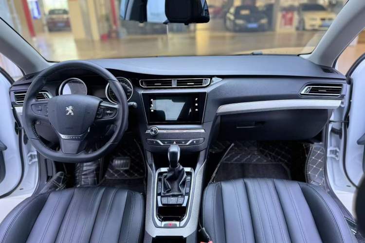 Used Peugeot 408 2020 360THP 10th Anniversary Premium Edition Interior 1
