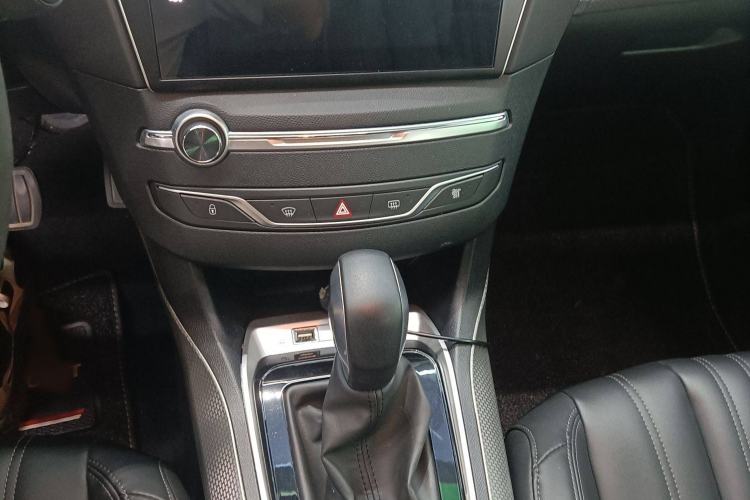 Used Peugeot 408 2020 360THP 10th Anniversary Premium Edition Interior 3