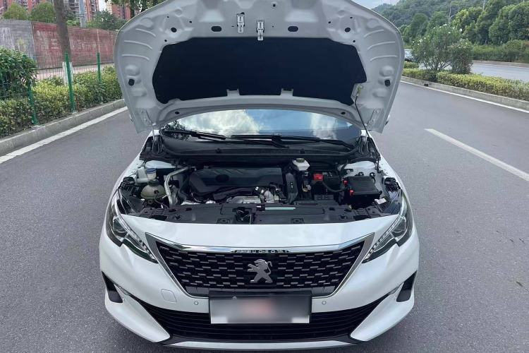 Used Peugeot 408 2020 360THP 10th Anniversary Edition Interior 4