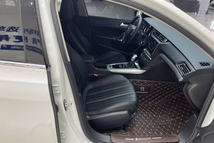 Used Peugeot 408 2020 360THP 10th Anniversary Premium Edition Interior 4