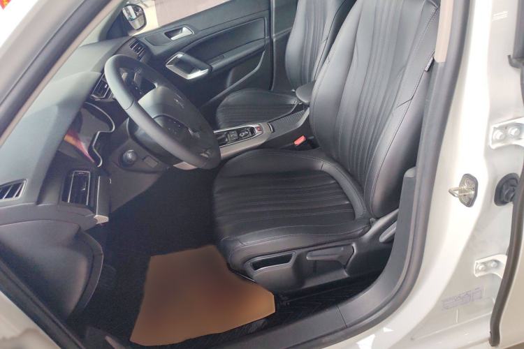 Used Peugeot 408 2020 360THP 10th Anniversary Edition Interior 7