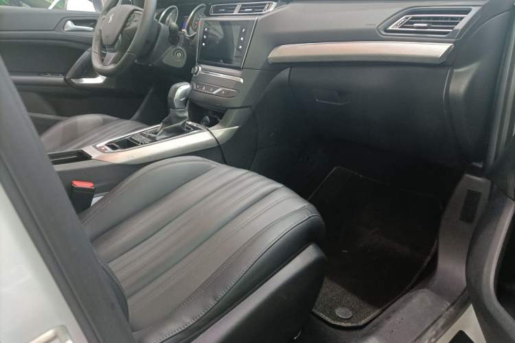 Used Peugeot 408 2020 360THP 10th Anniversary Premium Edition Interior 7