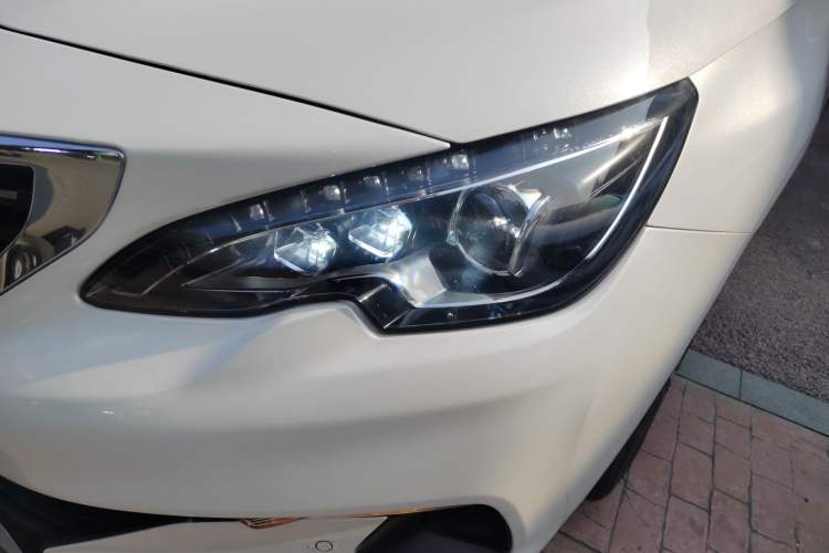 Used Peugeot 408 2020 360THP 10th Anniversary Edition Left Front Headlight