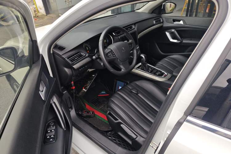 Used Peugeot 408 2020 360THP 10th Anniversary Edition Left Front Seat