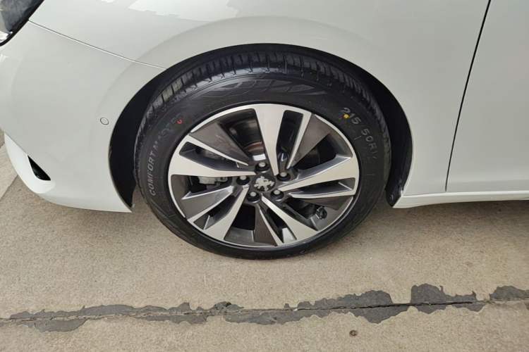 Used Peugeot 408 2020 360THP 10th Anniversary Prestige Edition Left Front Wheel Hub