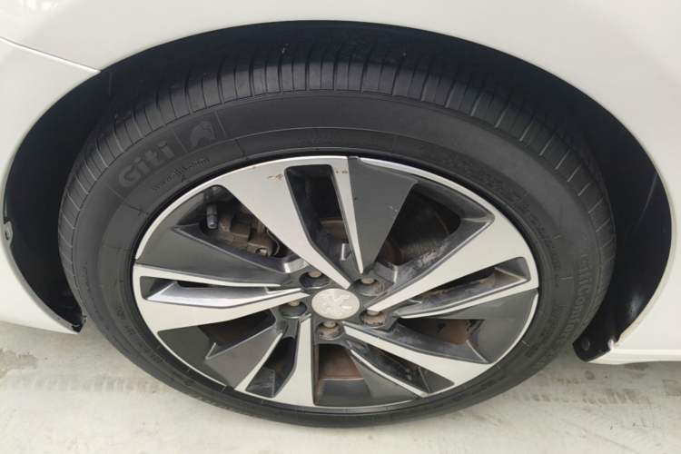 Used Peugeot 408 2020 360THP 10th Anniversary Edition Left Front Wheel Hub