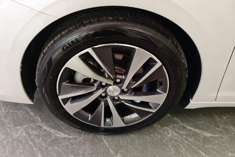 Used Peugeot 408 2020 360THP 10th Anniversary Premium Edition Left Front Wheel Hub