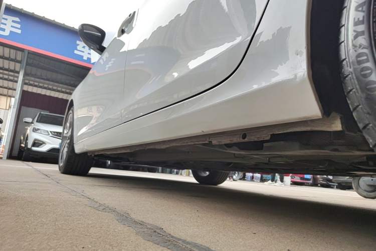 Used Peugeot 408 2020 360THP 10th Anniversary Prestige Edition Left Side Sill