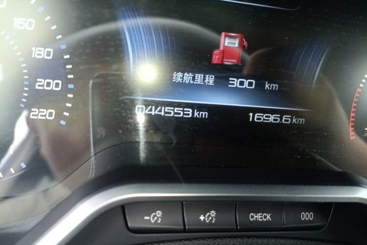 Used Peugeot 408 2020 360THP 10th Anniversary Edition Odometer Close Up