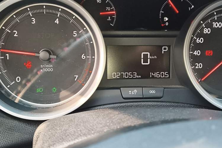 Used Peugeot 408 2020 360THP 10th Anniversary Premium Edition Odometer Close Up