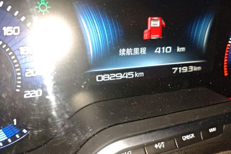 Used Peugeot 408 2020 360THP 10th Anniversary Edition Odometer Close Up
