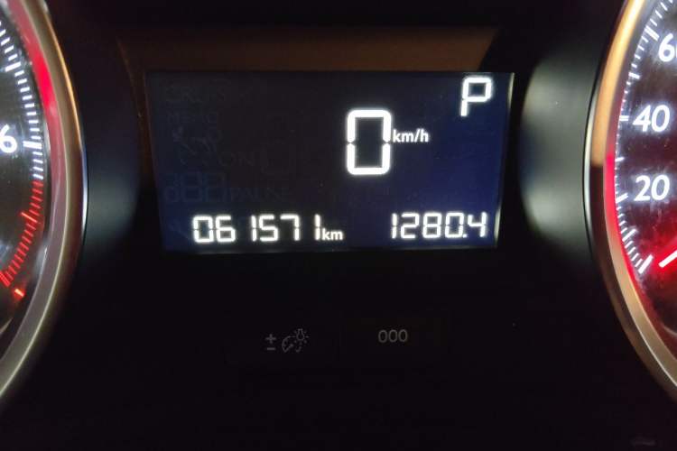 Used Peugeot 408 2020 360THP 10th Anniversary Premium Edition Odometer Close Up