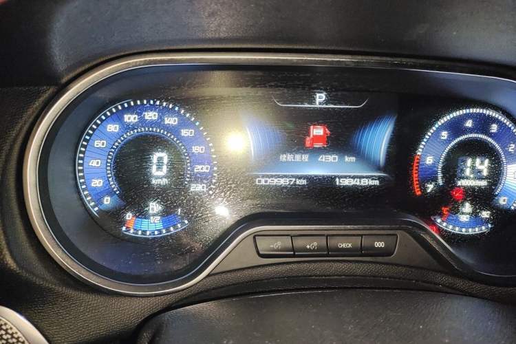 Used Peugeot 408 2020 360THP 10th Anniversary Edition Odometer Close Up