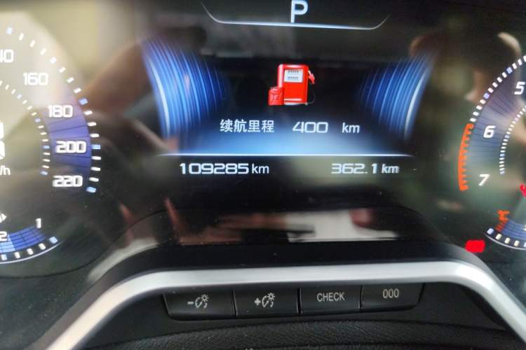 Used Peugeot 408 2020 360THP 10th Anniversary Premium Edition Odometer Close Up