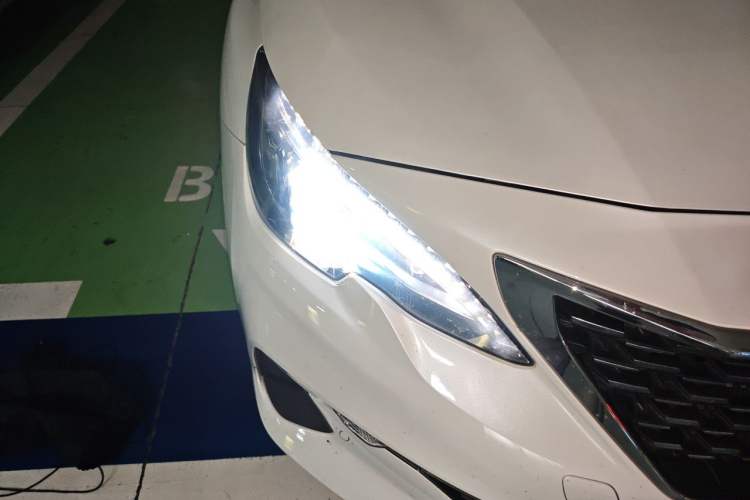 Used Peugeot 408 2020 360THP 10th Anniversary Edition Right Front Headlight