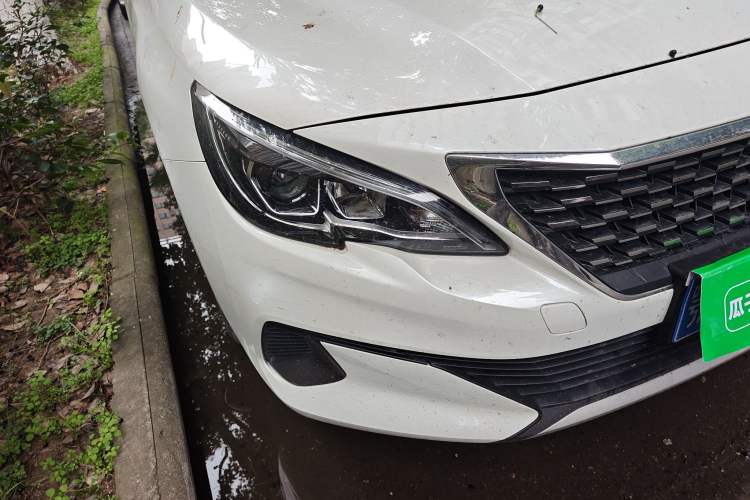 Used Peugeot 408 2020 360THP 10th Anniversary Premium Edition Right Front Headlight
