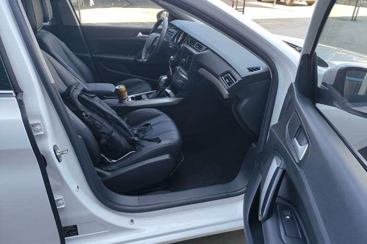 Used Peugeot 408 2020 360THP 10th Anniversary Premium Edition Right Front Seat