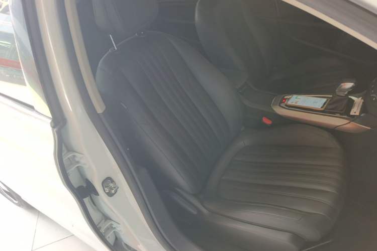 Used Peugeot 408 2020 360THP 10th Anniversary Edition Right Front Seat
