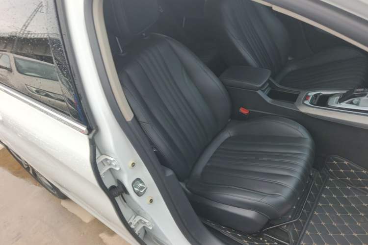 Used Peugeot 408 2020 230THP 10th Anniversary Premium Edition Right Front Seat