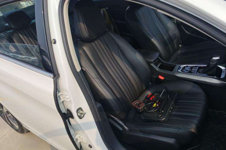 Used Peugeot 408 2020 360THP 10th Anniversary Edition Right Front Seat
