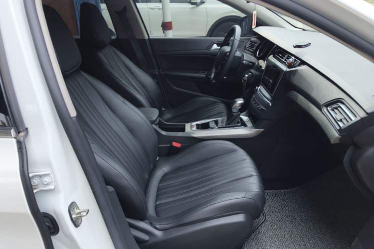 Used Peugeot 408 2020 360THP 10th Anniversary Premium Edition Right Front Seat