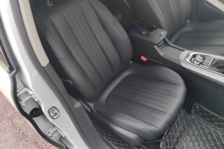 Used Peugeot 408 2020 360THP 10th Anniversary Edition Right Front Seat