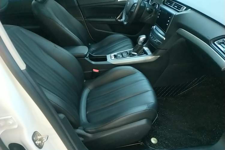 Used Peugeot 408 2020 360THP 10th Anniversary Edition Right Front Seat