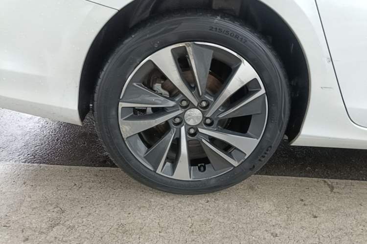 Used Peugeot 408 2020 360THP 10th Anniversary Premium Edition Right Rear Wheel Hub