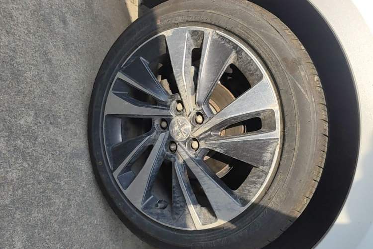 Used Peugeot 408 2020 360THP 10th Anniversary Edition Right Rear Wheel Hub