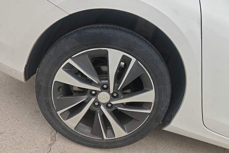 Used Peugeot 408 2020 360THP 10th Anniversary Premium Edition Right Rear Wheel Hub
