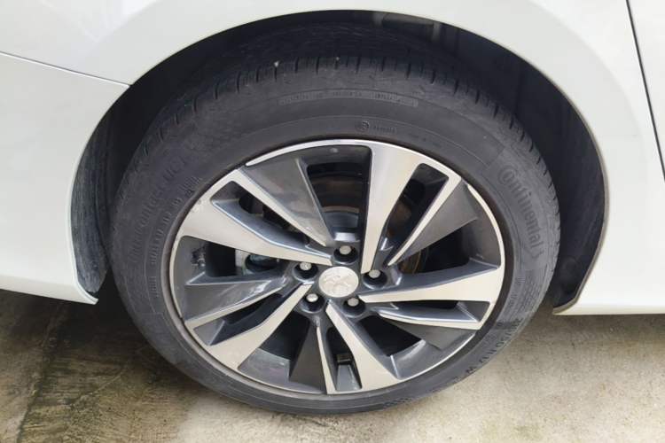Used Peugeot 408 2020 360THP 10th Anniversary Premium Edition Right Rear Wheel Hub