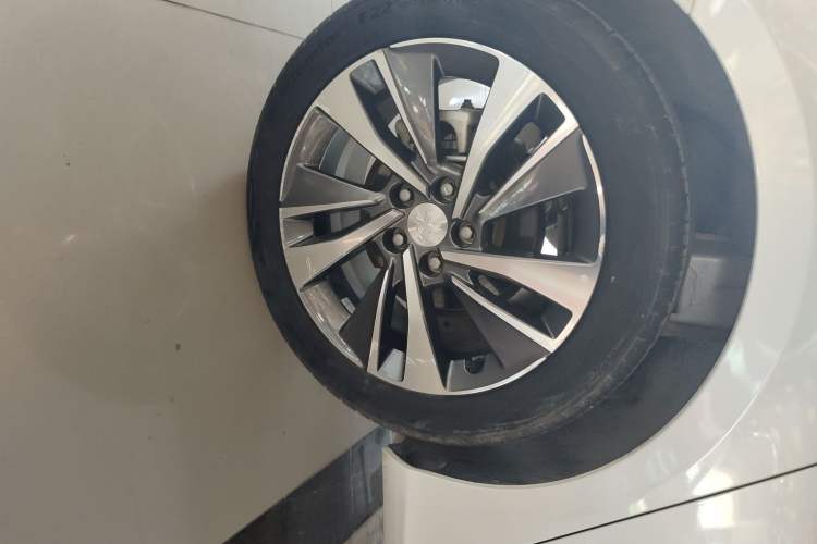 Used Peugeot 408 2020 360THP 10th Anniversary Premium Edition Right Rear Wheel Hub