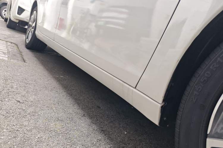 Used Peugeot 408 2020 360THP 10th Anniversary Edition Right Side Sill