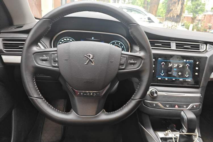 Used Peugeot 408 2020 360THP 10th Anniversary Edition Steering Wheel