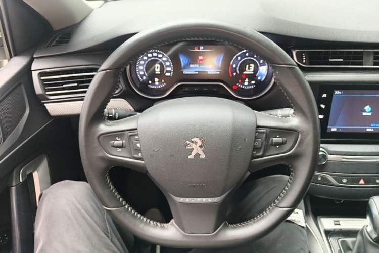 Used Peugeot 408 2020 360THP 10th Anniversary Edition Steering Wheel