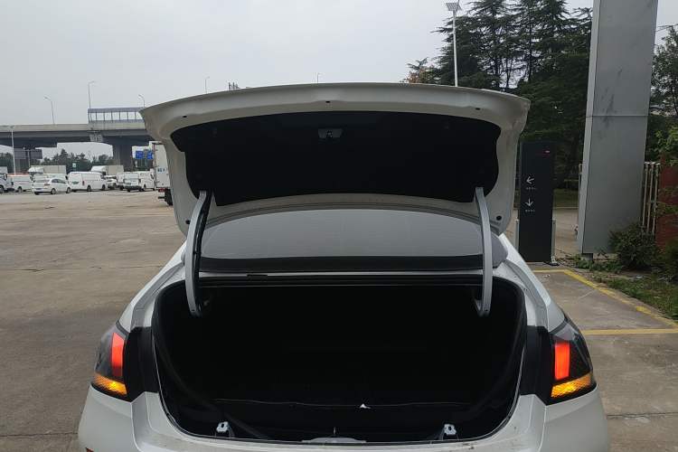 Used Peugeot 408 2020 360THP 10th Anniversary Edition Trunk