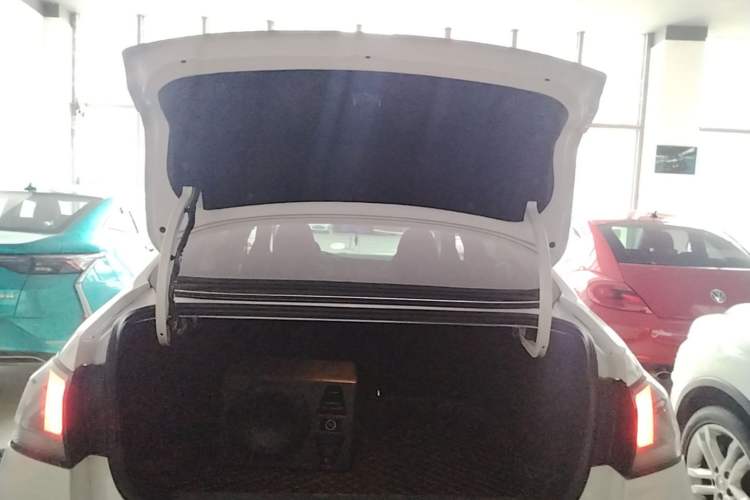 Used Peugeot 408 2020 360THP 10th Anniversary Edition Trunk
