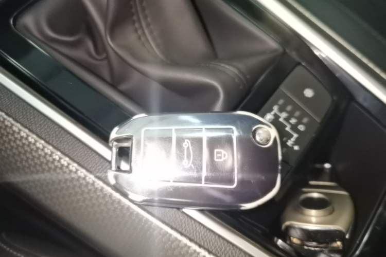 Used Peugeot 408 2020 360THP 10th Anniversary Premium Edition Vehicle Key